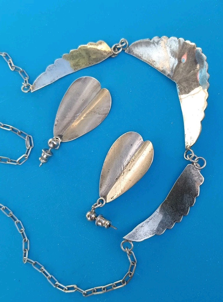TURQUOISE NAVAJO STERLING SILVER FEATHER NECKLACE & EARRINGS