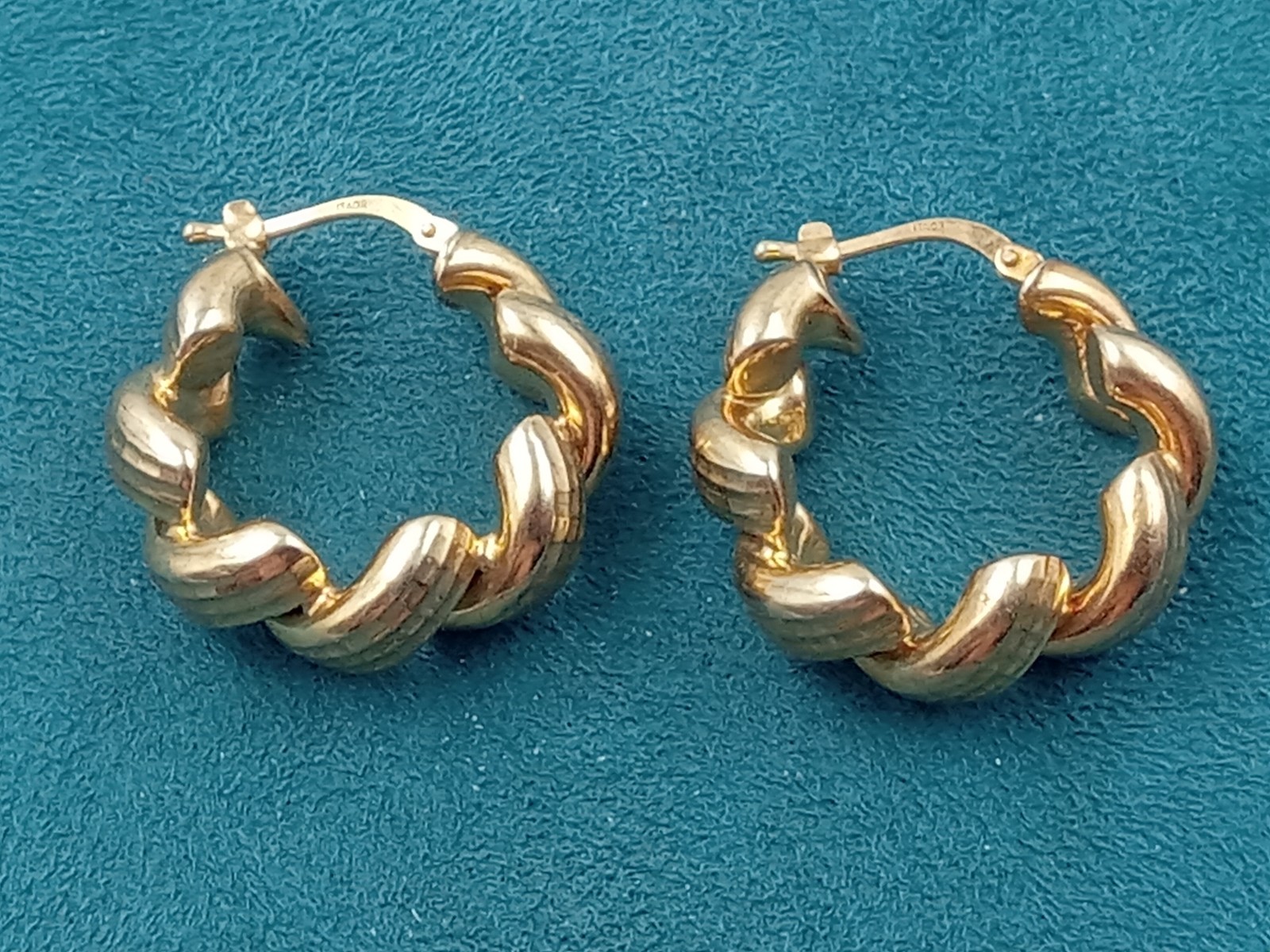 Designer ITAOR Sterling Silver & Gold Wash Earrings: About 1″ in Diameter