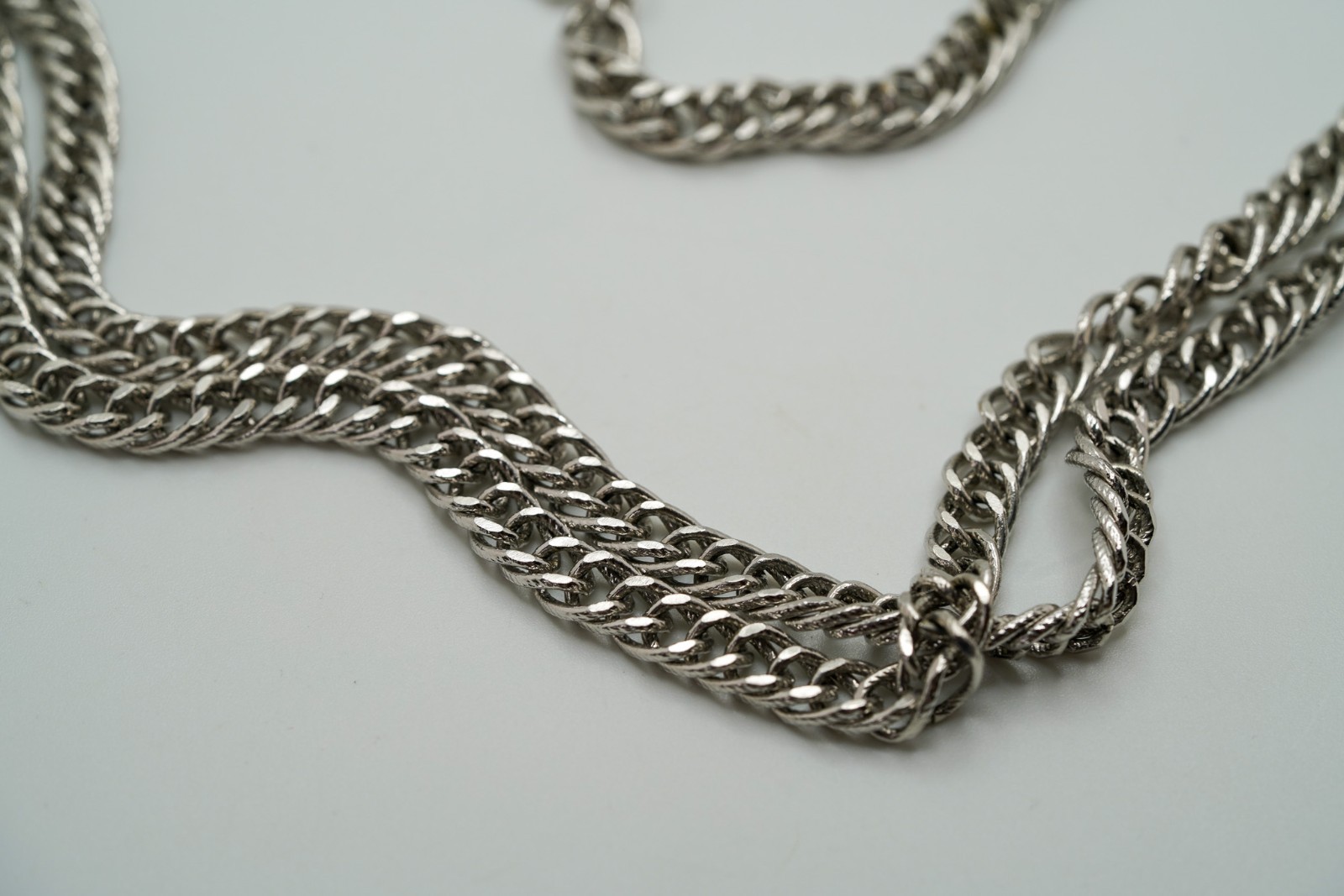 Vintage Silver Tone Trifari Long Wrap Curb Chain Necklace 52″ x 6mm JB39
