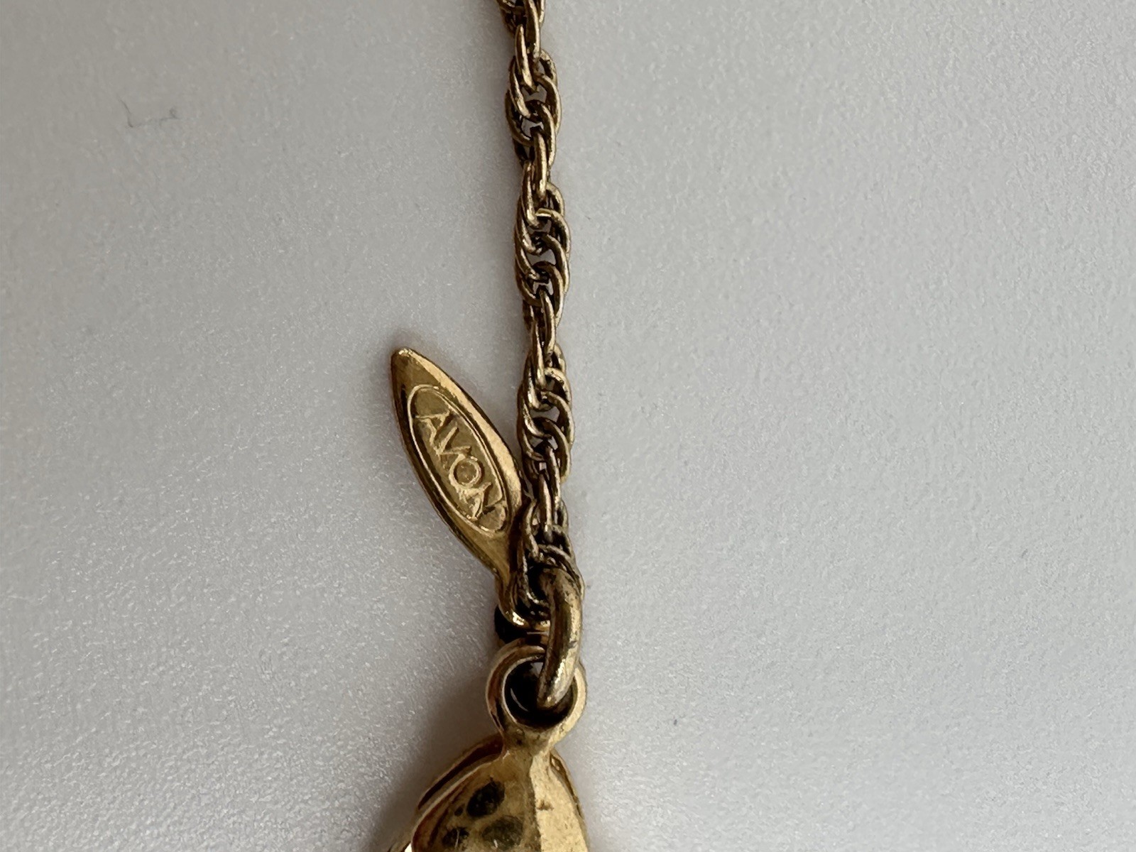 Avon Triple Heart Pendant Gold Tone And CZ Chain Necklace Graduated Open Hearts