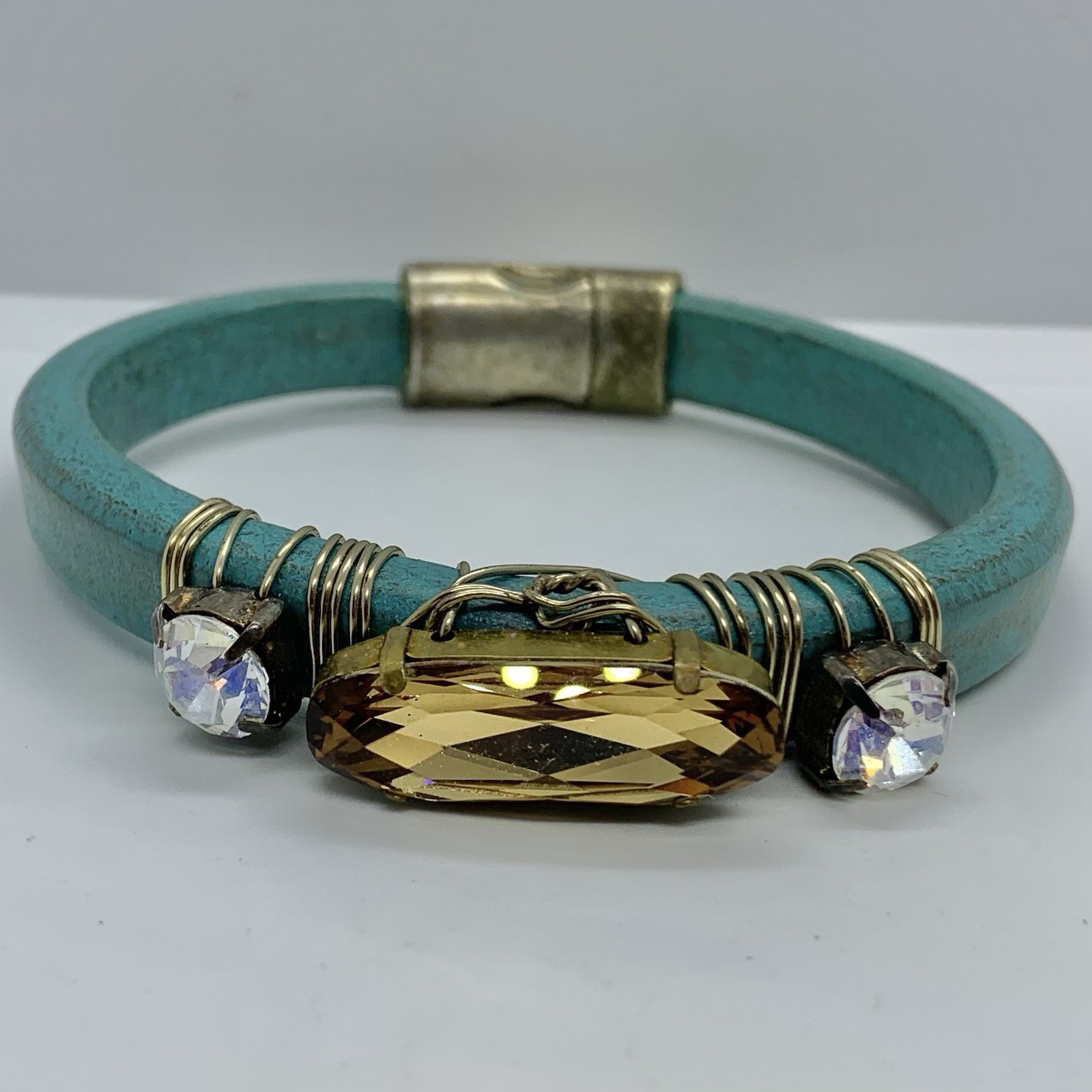 Vtg Turquoise Leather Rhinestone Bangle Cuff Bracelet Size 7.5” Southwestern