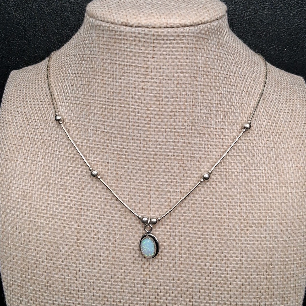 STERLING SILVER 925 Station Necklace Whit Opal Pendent. 17.976