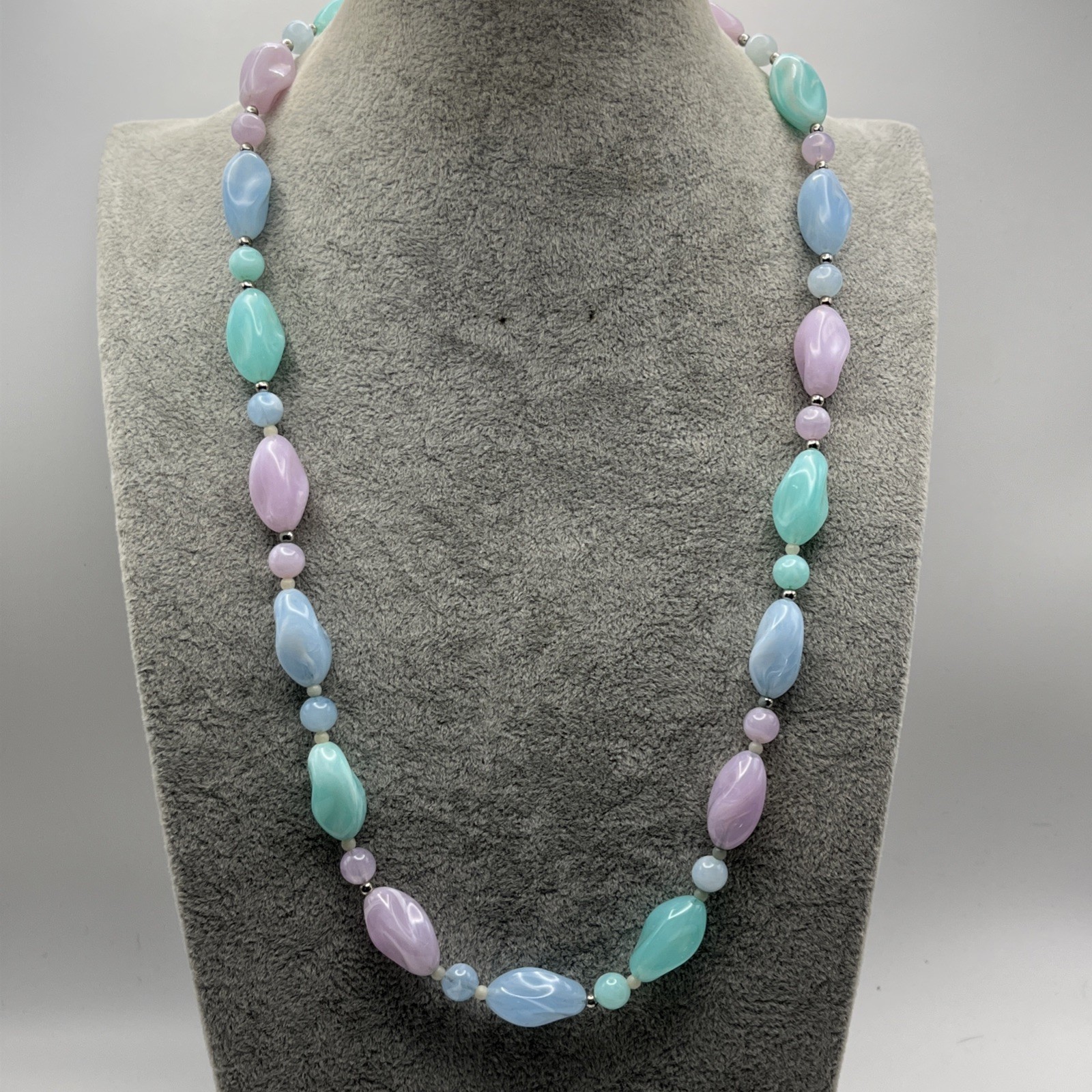 Vintage Acrylic Lucite Multicolor Pastel Beaded Necklace Pink Blue Green