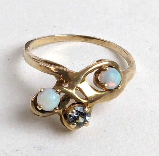 14k Yellow Gold Natural Australian Opals and Aquamarine Ring Size 5.5
