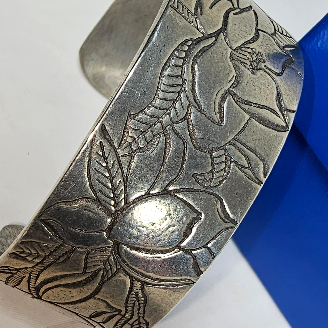 Martin Miazza Design Salisbury Pewter Cuff Bracelet Magnolia Gone with the Wind