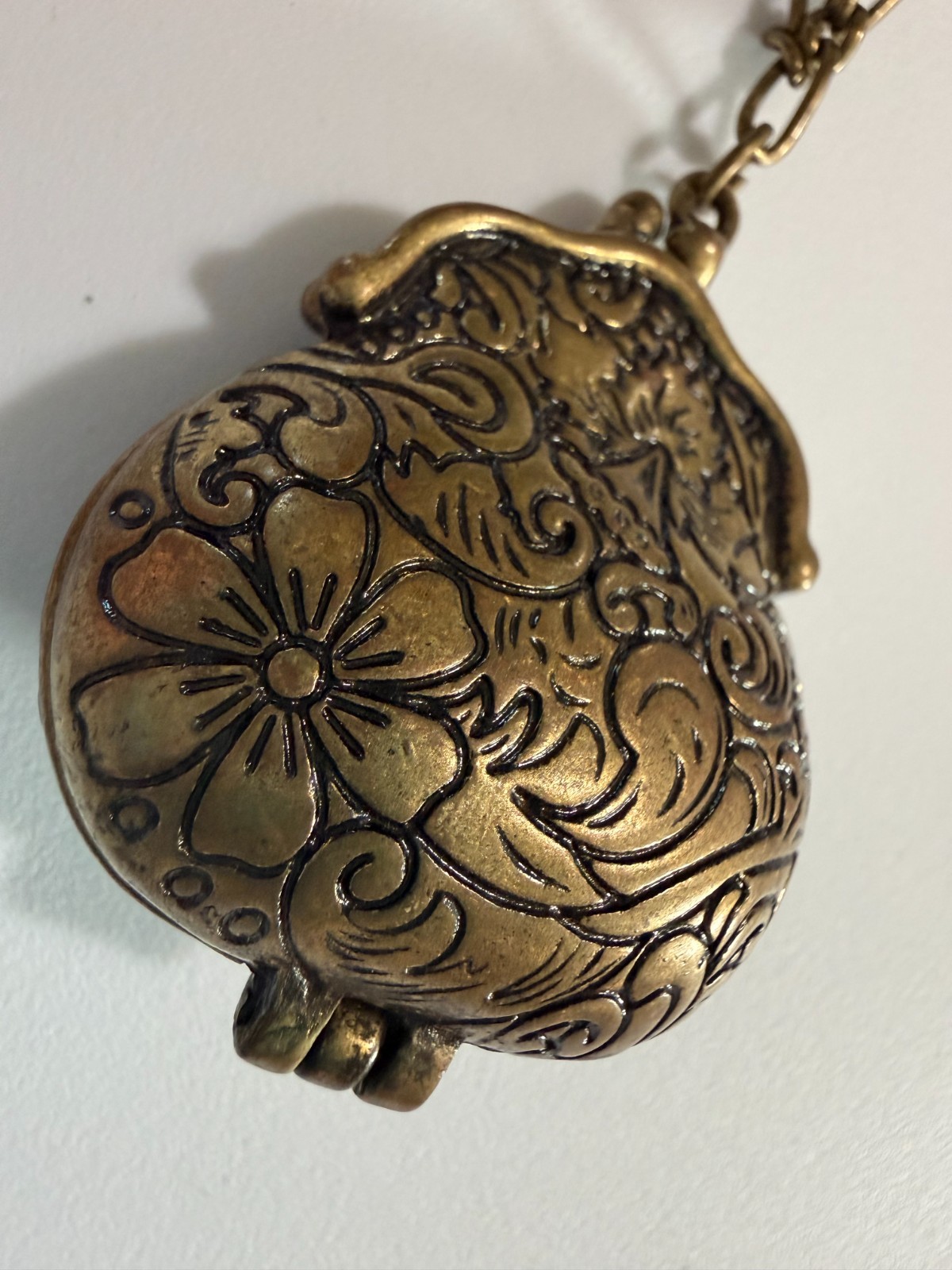 Vintage-Style Ornate Embossed Chatelaine Coin Purse Locket Necklace Floral Brass