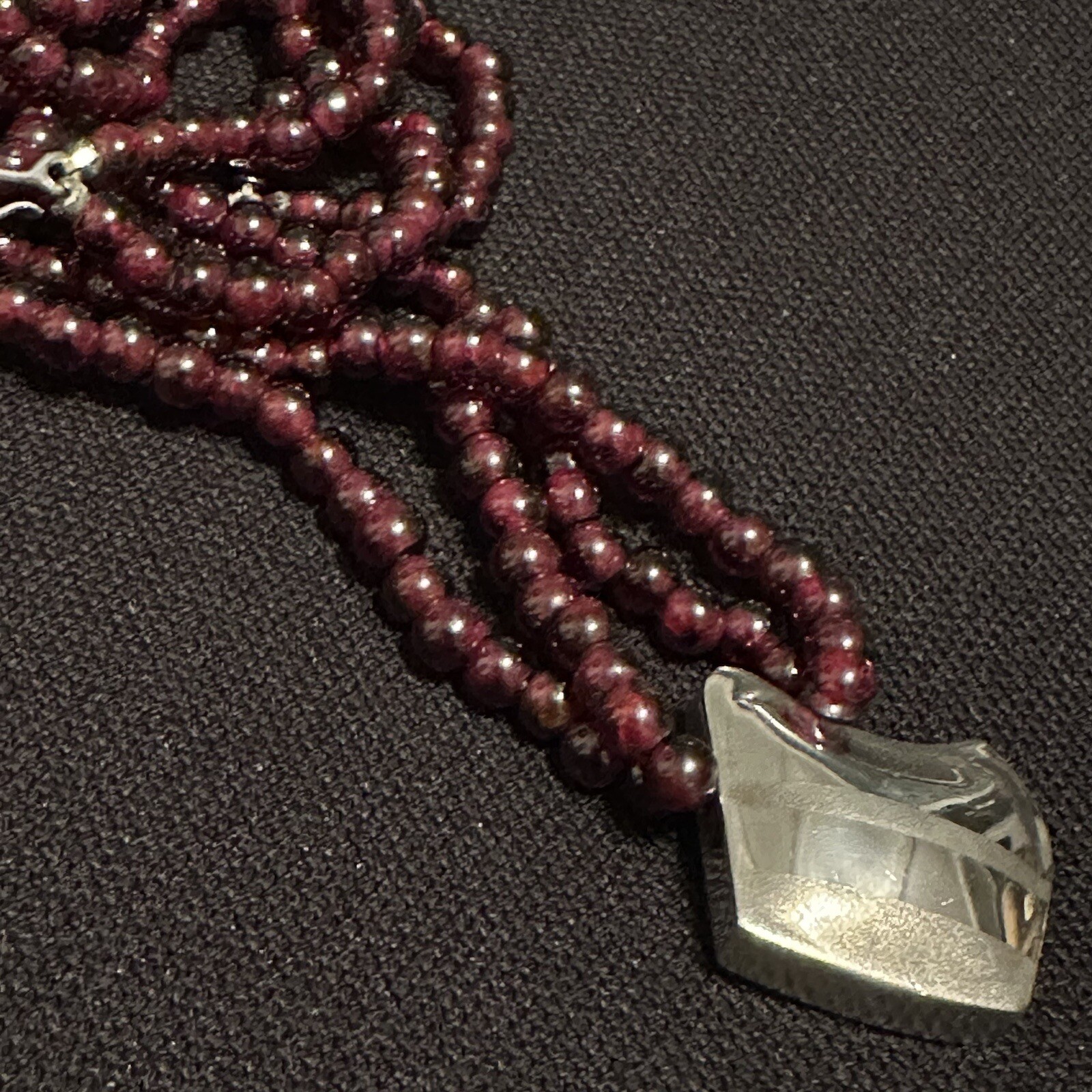 ARTISAN MADE ESTATE STERLING SILVER & GARNET BEAD DESIGN NECKLACE 19 3/4” LONG
