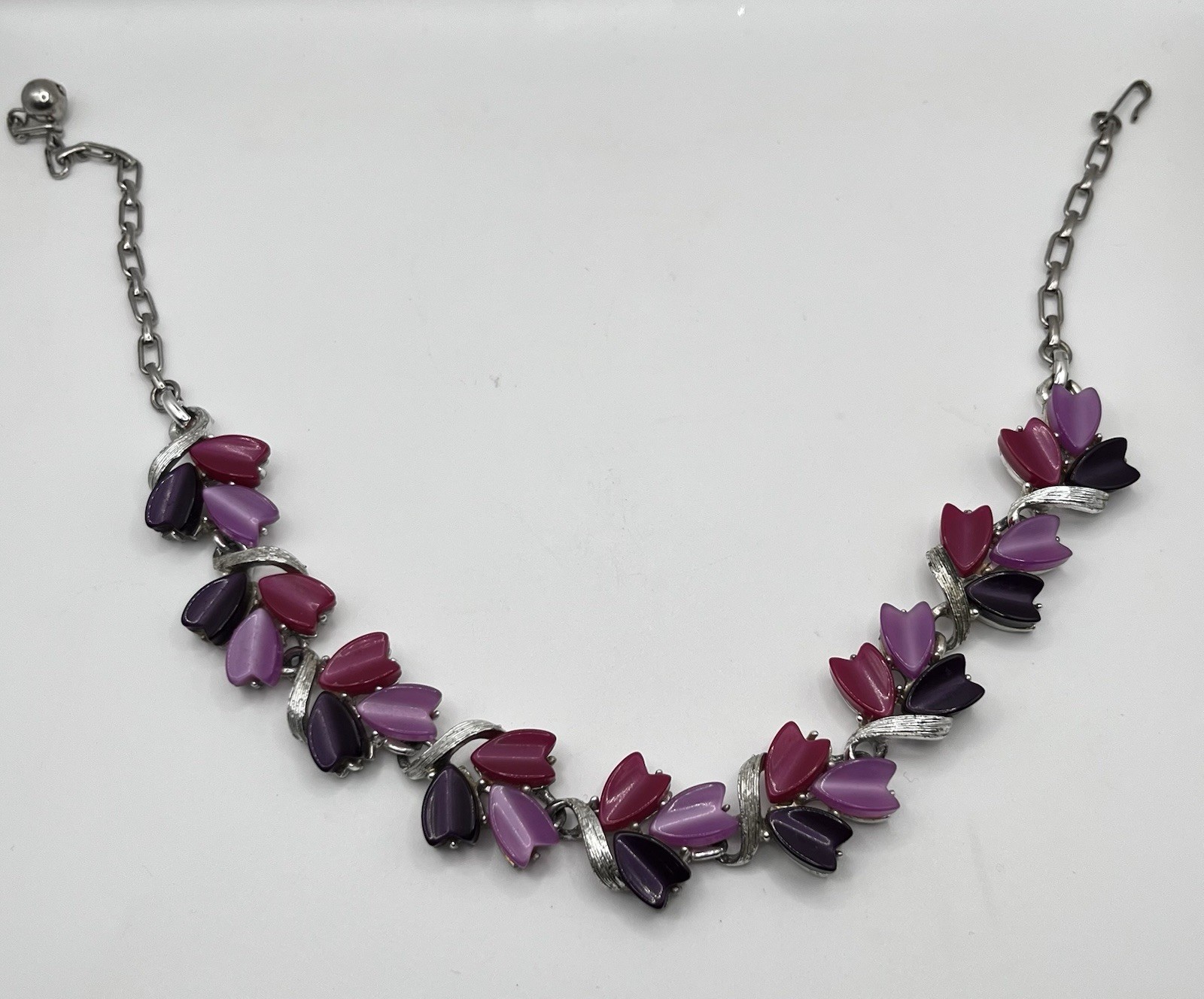Vintage Purple Pink Fuscia Thermoset Choker Necklace Silver Tone Dainty 14-15”