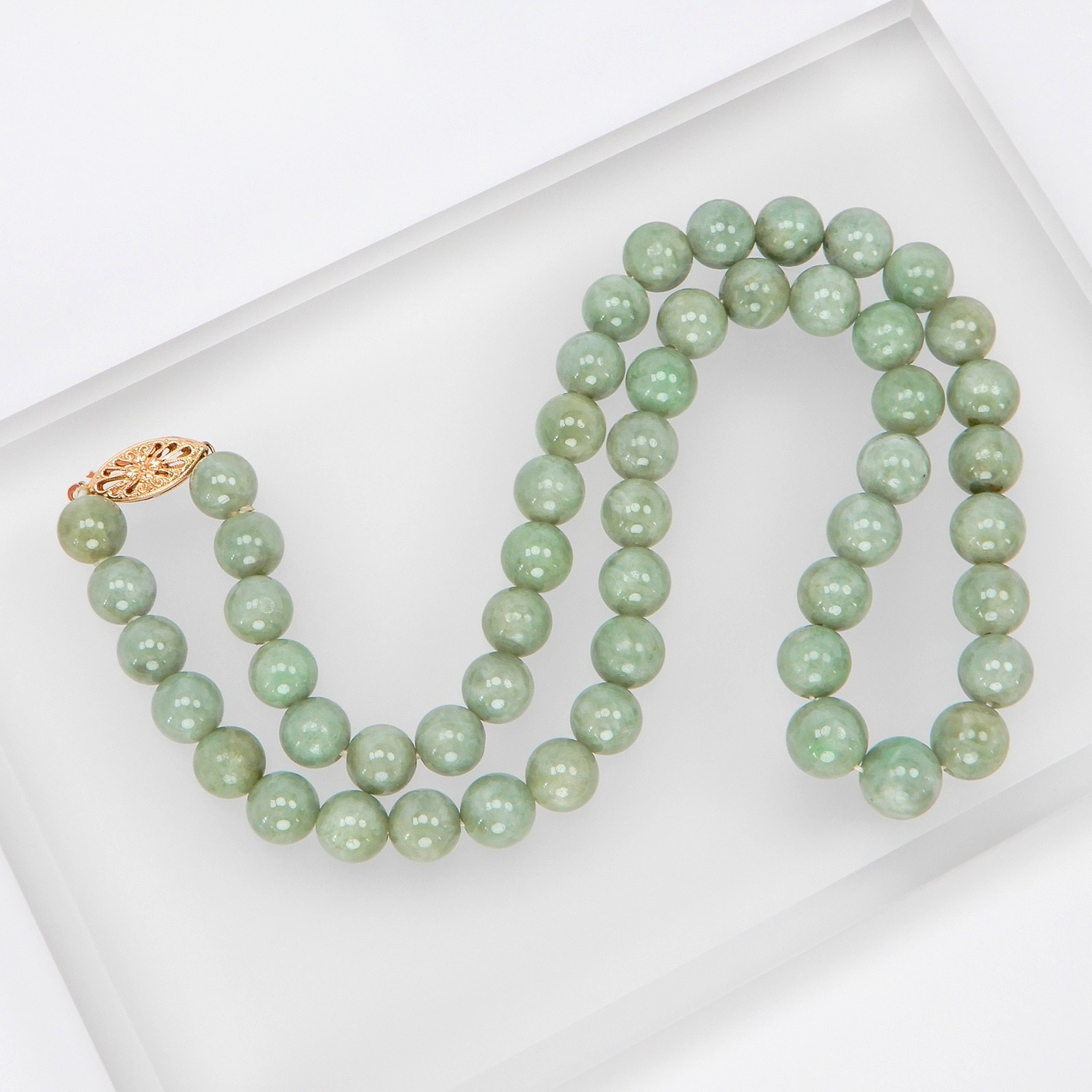 Green Jade Jadeite 8mm Bead Necklace 17” 14K Filigree Clasp 52.9g