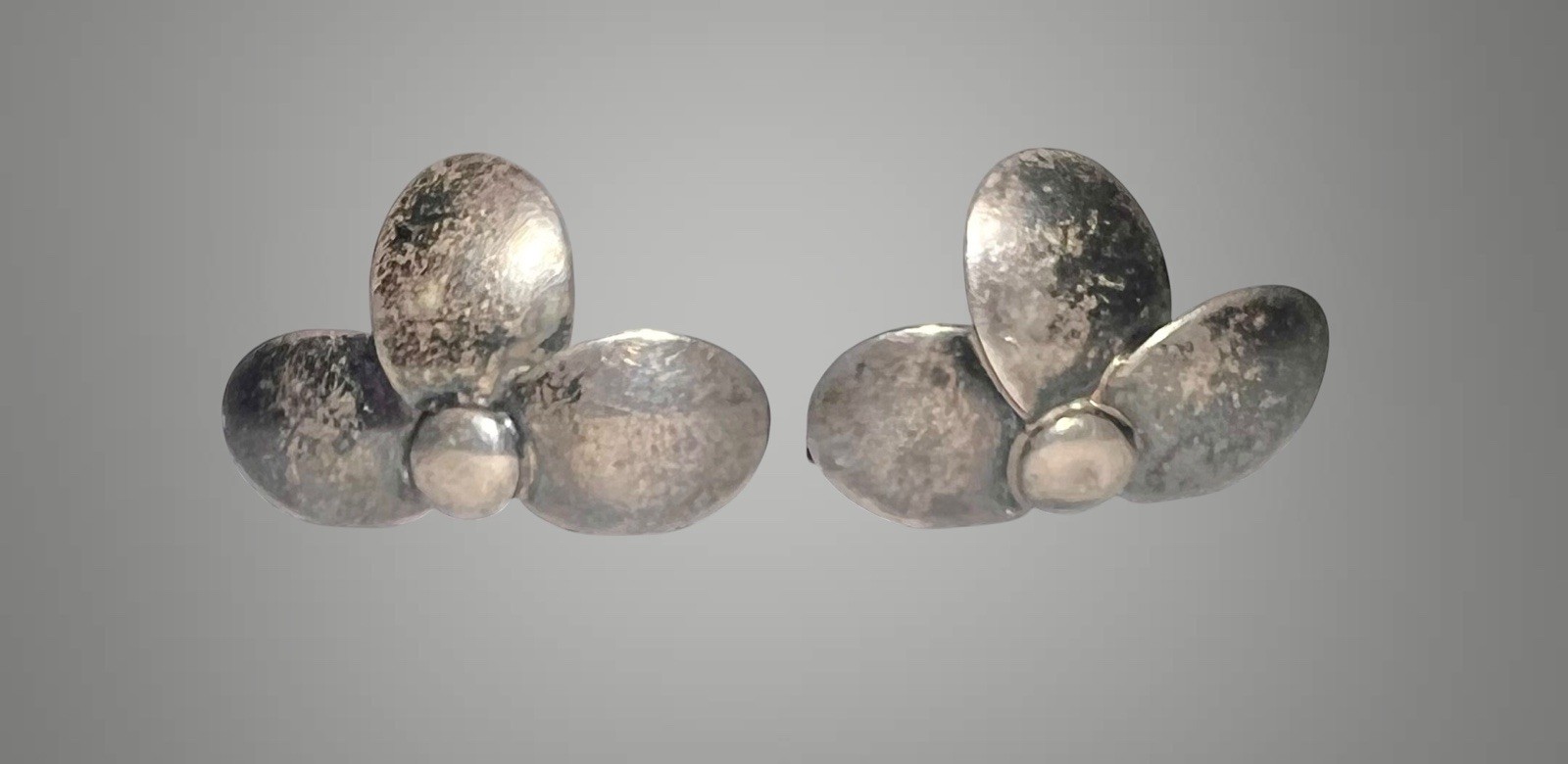 Vintage Sterling Silver CALLA LILY Flower Screw Back Earrings Modernist N.E ?