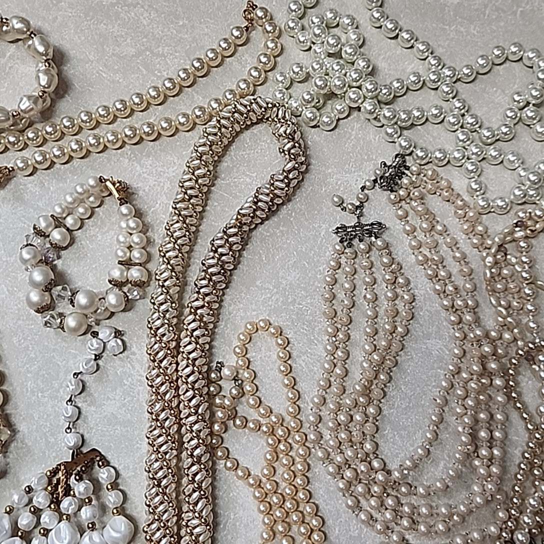 Vintage Faux Pearl Beaded Necklace Lot Bracelets Multicolor Glass Acrylic Layers