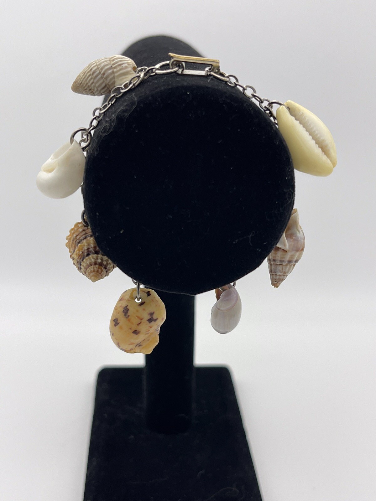 Vintage Real Sea Shell And Mother Of Pearl Jewelry Bracelet Brooches