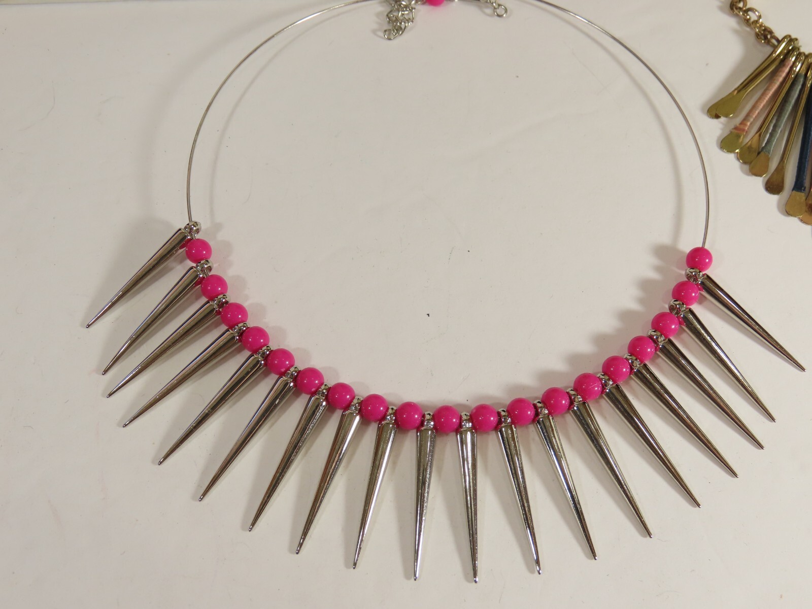 Vintage Necklace Lot Beaded Feather Lucite Coldwater Creek Icing FI + C3112