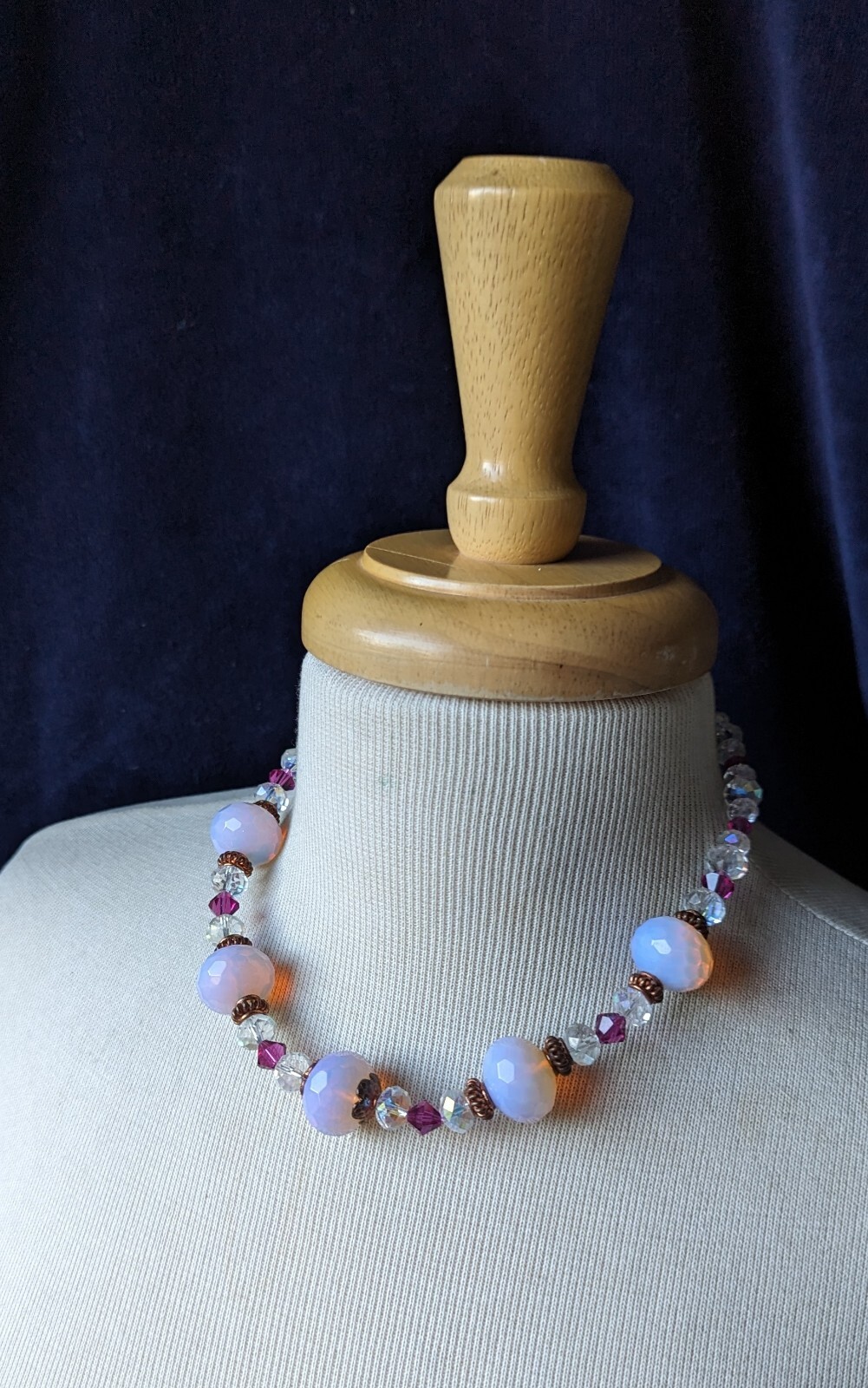 Stunning Artisan AURORA BOREALIS Glowing Milky PINK Bead 18″ NECKLACE