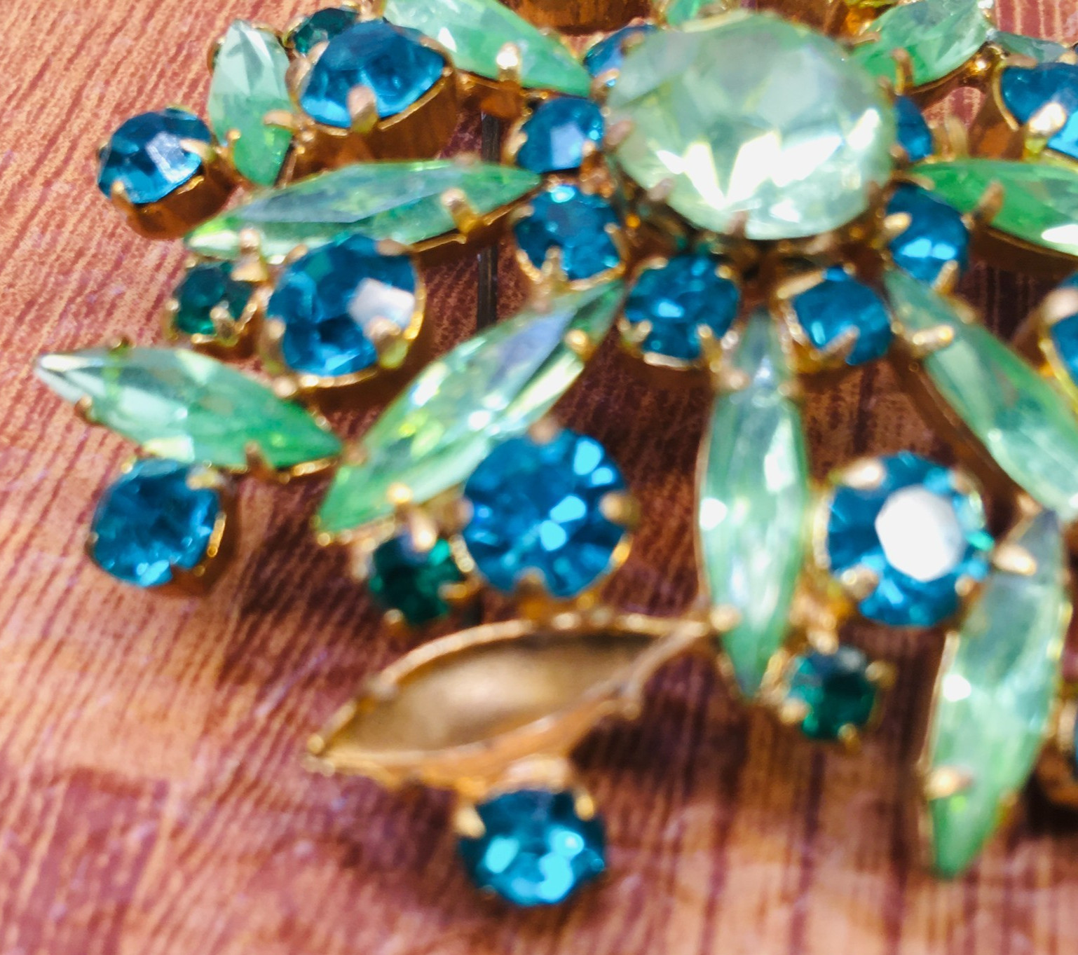 Vtg Austrian Brooch Dome Navette Apple & Dark Green Rhinestone Missing 1 Stone