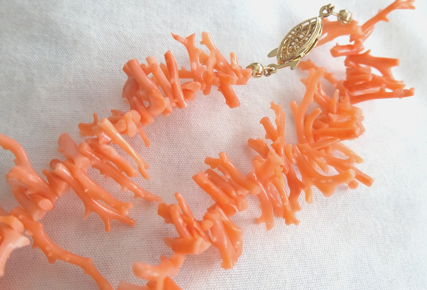 Vinage Salmon Color Branch Necklace with secure clasp 22″L