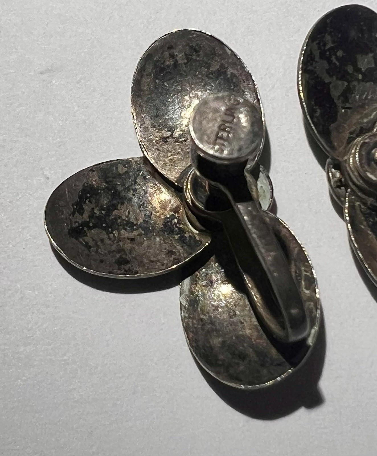 Vintage Sterling Silver CALLA LILY Flower Screw Back Earrings Modernist N.E ?