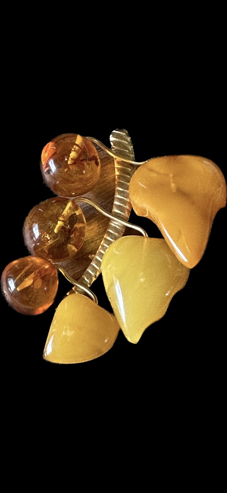 Vintage Mixed Amber 9RK Gold Brooch 1930s Egg Yolk Genuine Amber Baltic Russian