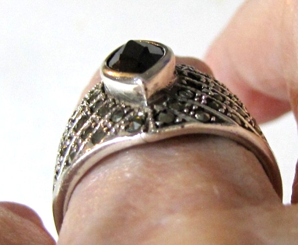 CW Sterling Silver Garnet Marcasite Ring Red Marquise Stone Missing Marcasites