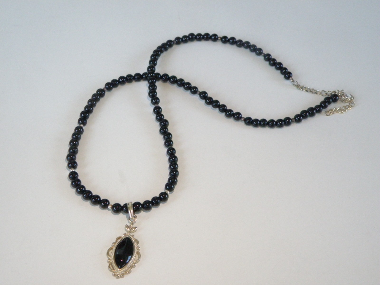 Vintage Sterling Silver 925 Black Onyx Station Bead Necklace