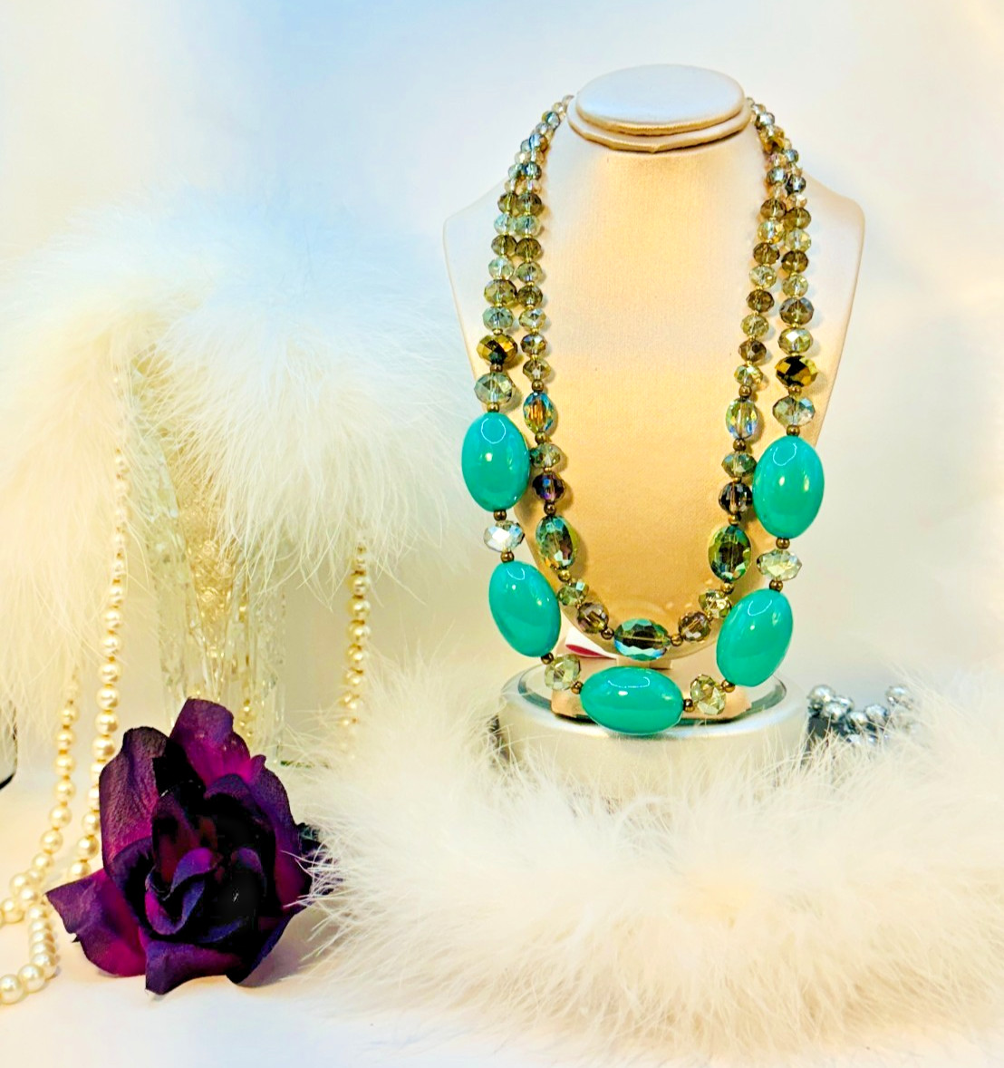 Vtg Iridescent Fully Faceted Crystals, Glass Beads 16 1/2″ Beautiful Necklace!!
