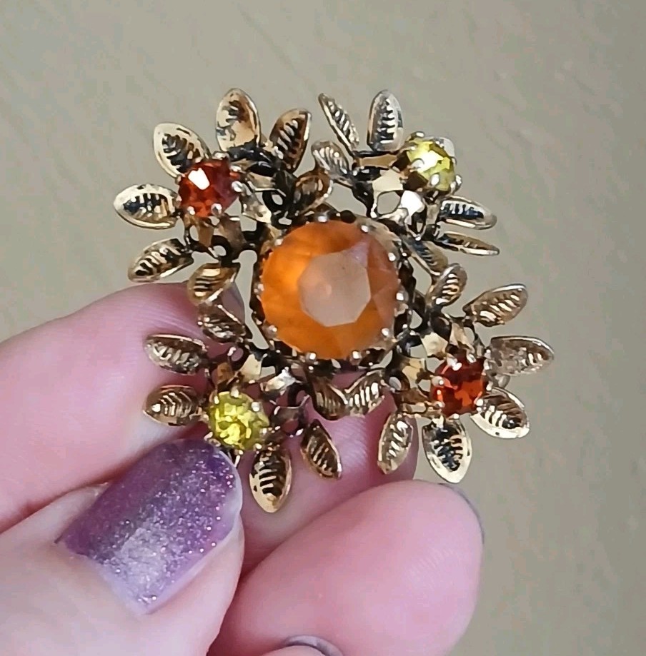 Vintage Austrian Amber Yellow Red Rhinestone Brooch W/Goldtone Leaves