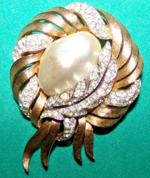 RARE!!! signed Crown Trifari pin with large faux pearl and rhinestones–OMG!!