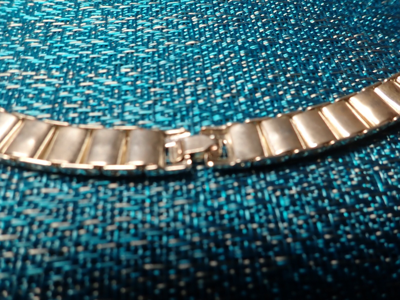 Vintage 16.5″L x 3/8″W Silver Plated/Almost Square Links (3/8″ X2/8″ ) Necklace