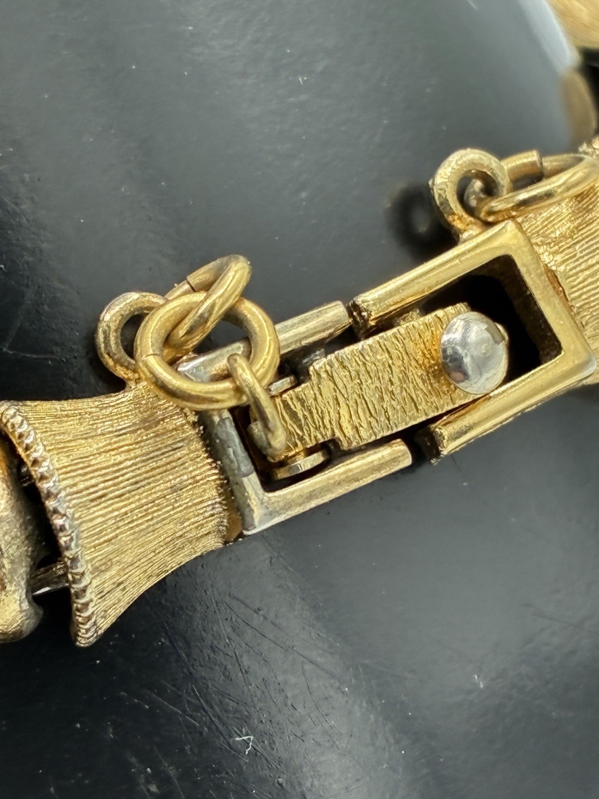 Monet Signed Vintage Gold Tone Bamboo Link Bracelet Textured 7 inch