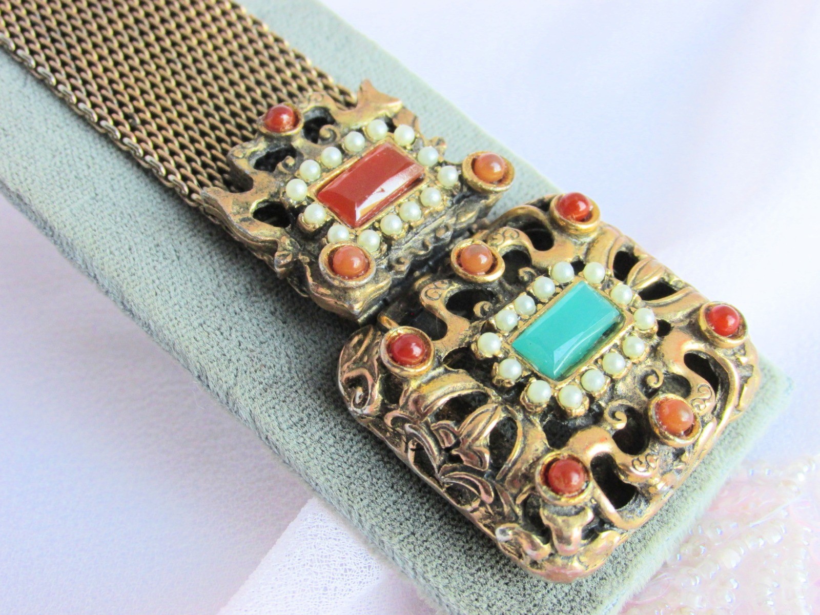 Antiqu Victorian Brass Mesh Faux Emerald Faux Carnelian Bracelet Intricate Clasp