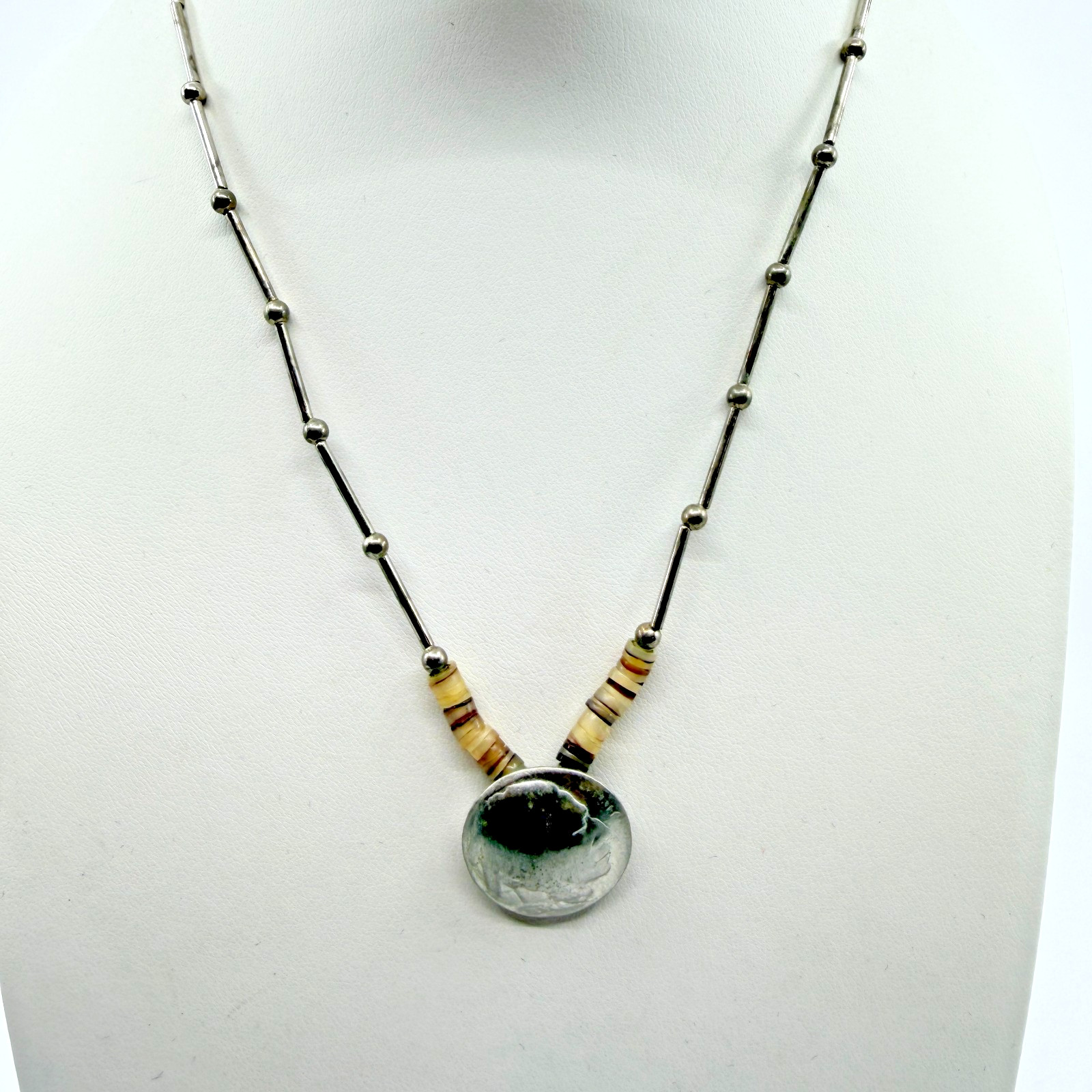 VTG Southwestern Buffalo Nickel Coin Pendant Necklace Liquid Silver Tone Heishe