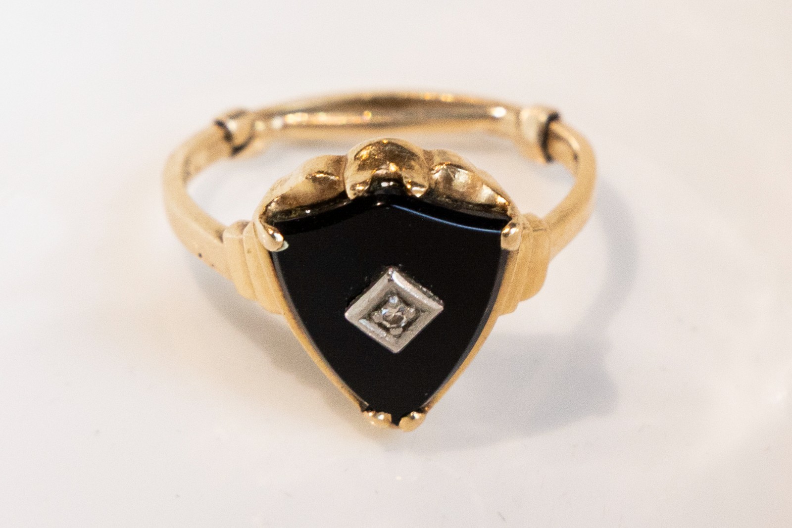 14k Gold Ring Art Deco 1920’s B&F Black Onyx w Diamond
