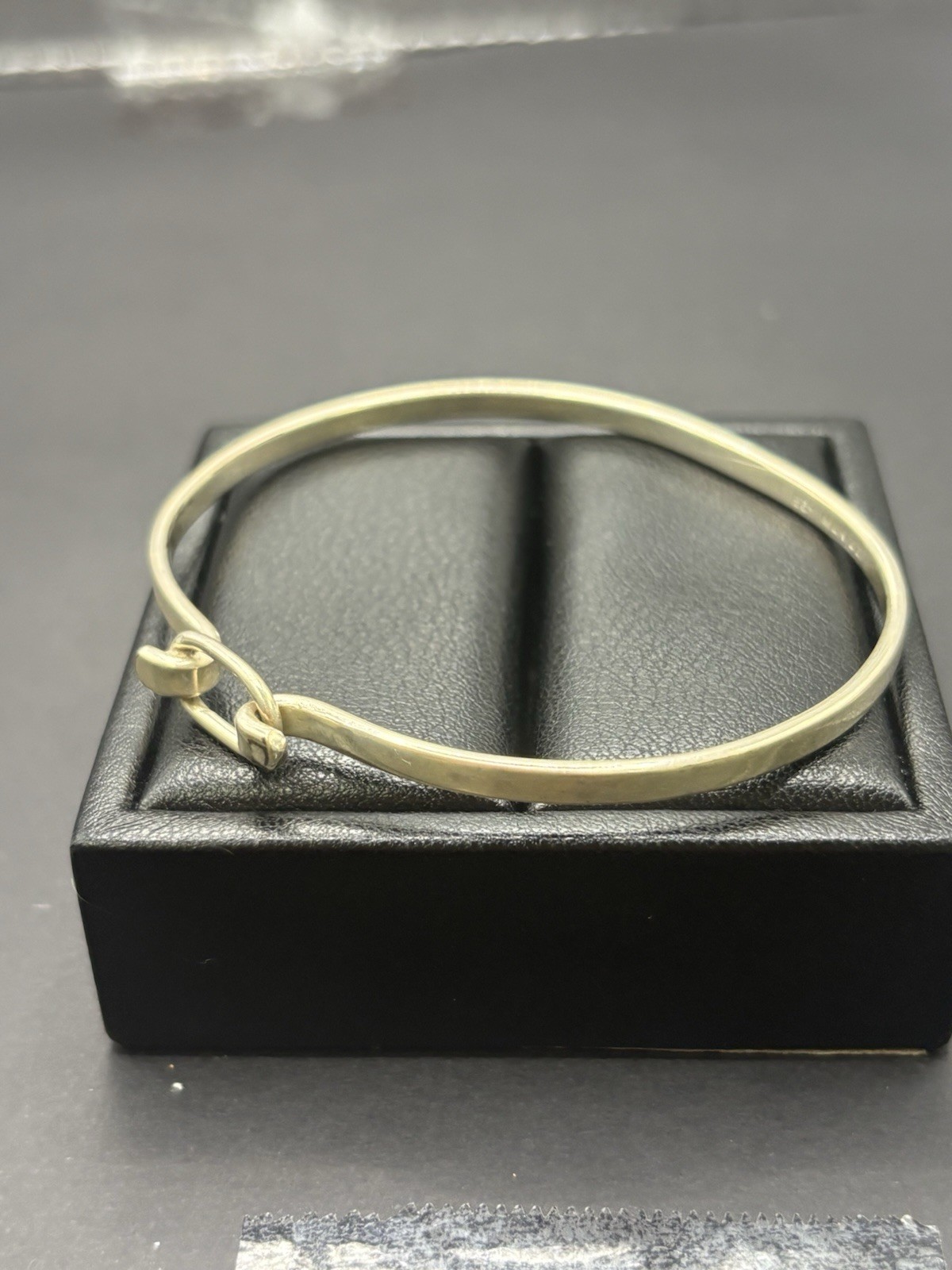Vintage Sterling Silver Hook 7″ Clasp Bangle Bracelet 10 Grams Mexico F24