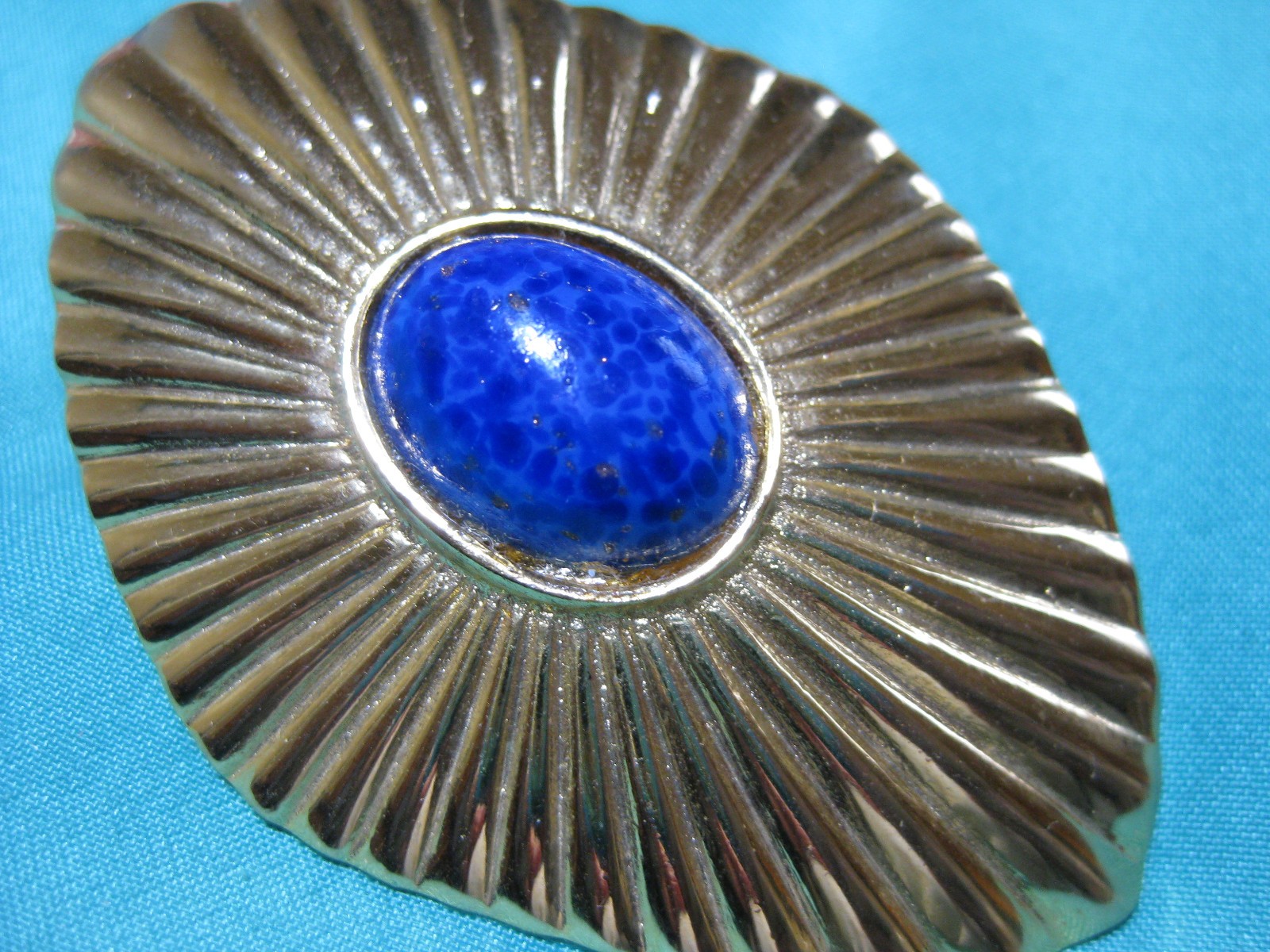 Vintage Gay Boyer Gold Plated Pendant 1985 blue lapis 2 3/4 inch scarf tie