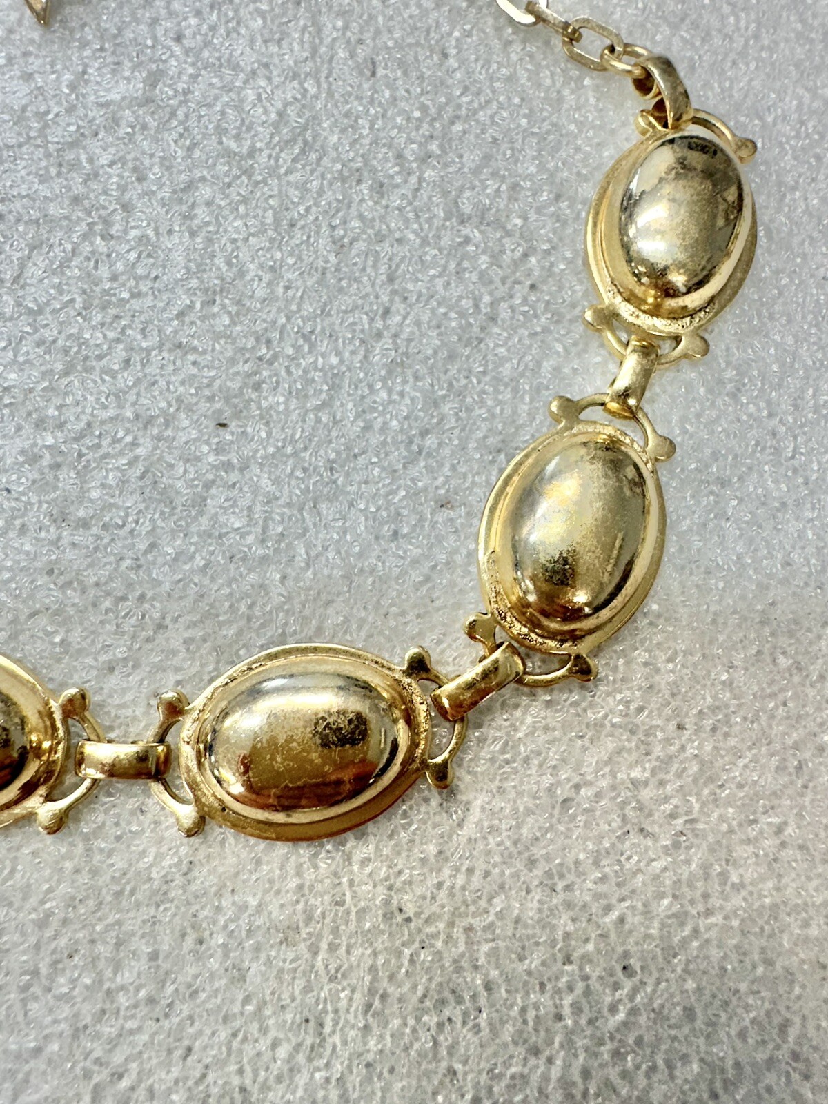 VTG Signed Marino Gold Tone Puffed Oval Framed Links Hook And Ball Clasp 17”