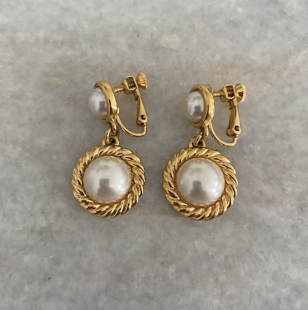Vintage Napier Faux Pearl Dangling Adjustable Clip On Earrings
