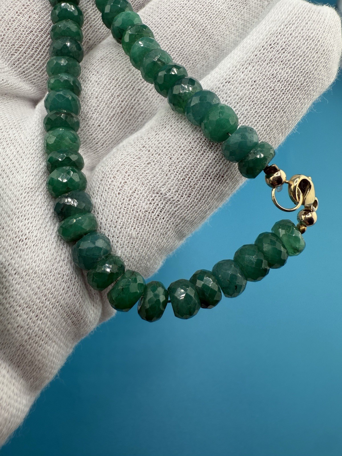 Wonderful Antique / Vintage Art Deco Faceted Beaded Emerald Color Beryl Necklace