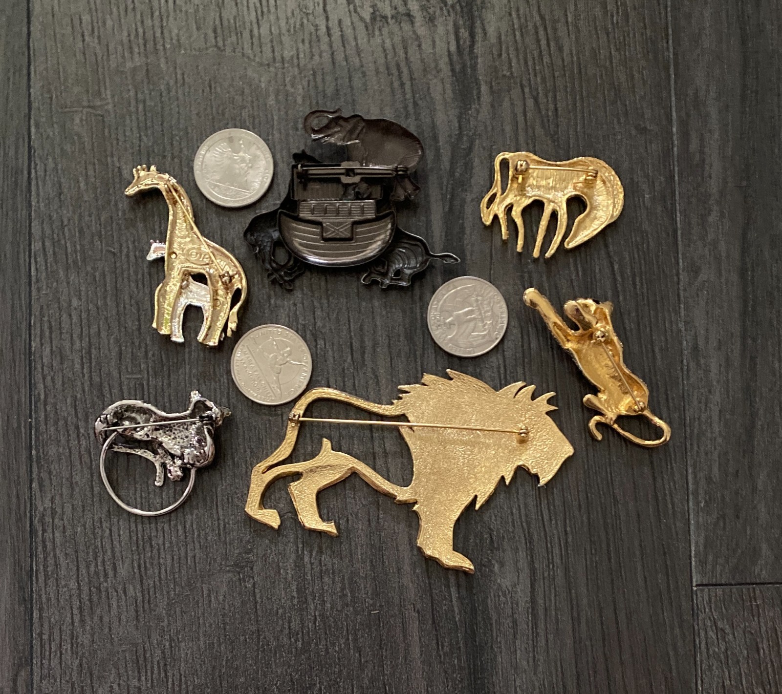 6 Vintage To Modern Safari Animal Brooch Lot Lion-Giraffe-Zebra-Leopard-Elephant