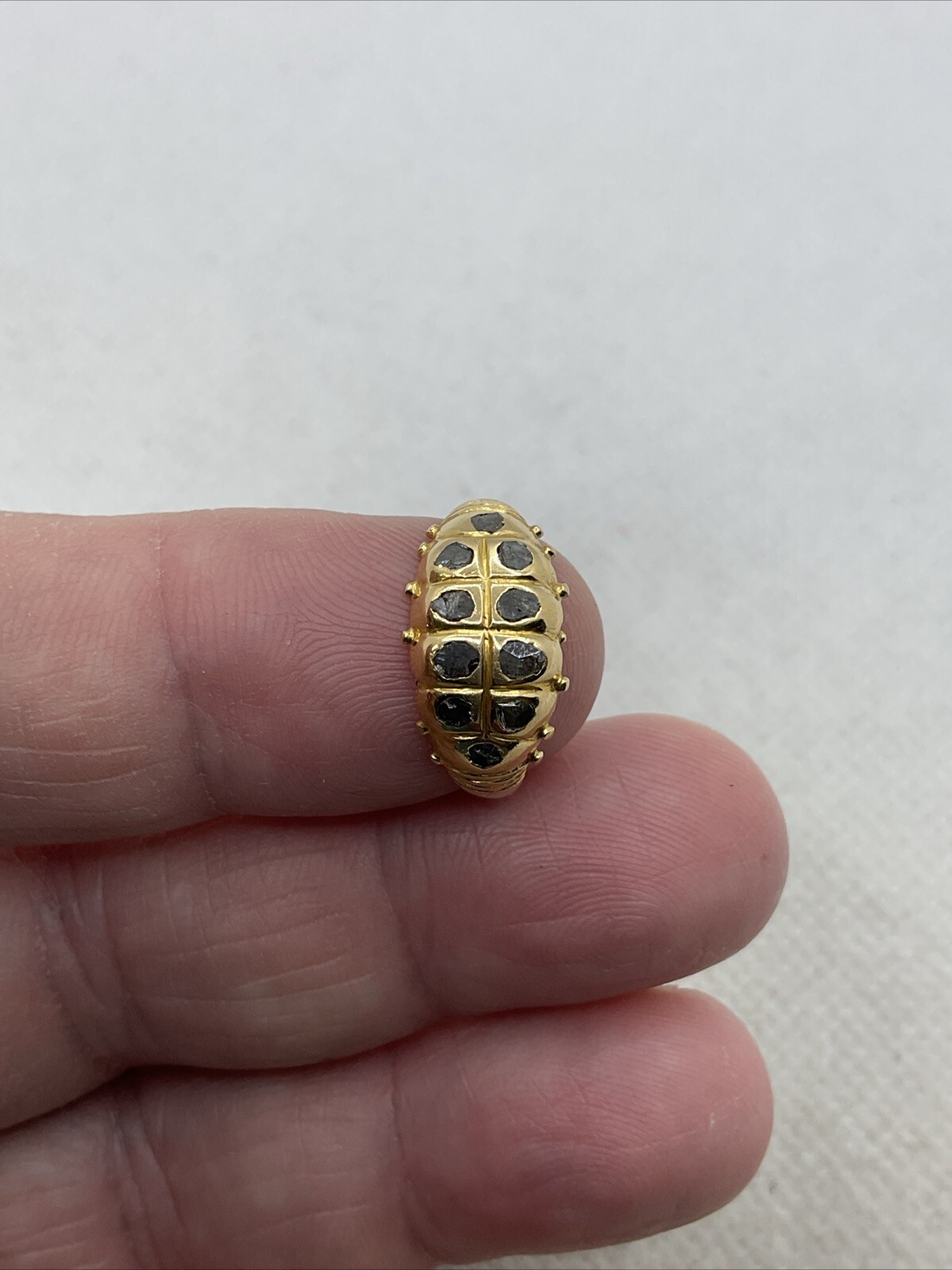 VINTAGE HANDMADE Solid 18K Yellow Gold Rose Cut Diamonds Ladies Band Ring 2gr.