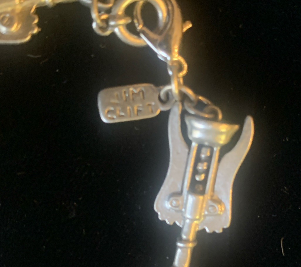 Vtg Signed Jim Clift Pewter Fun Wine Lover Theme Charm Bracelet 8″ – Corkscrews