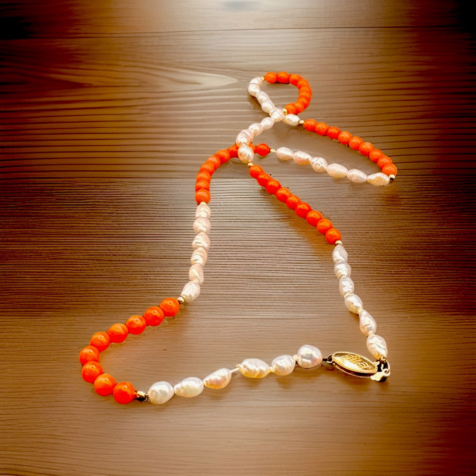 VINTAGE GENUINE CORAL BEADS/Pearl NECKLACE 14K CLASP Beautiful Classic F/S