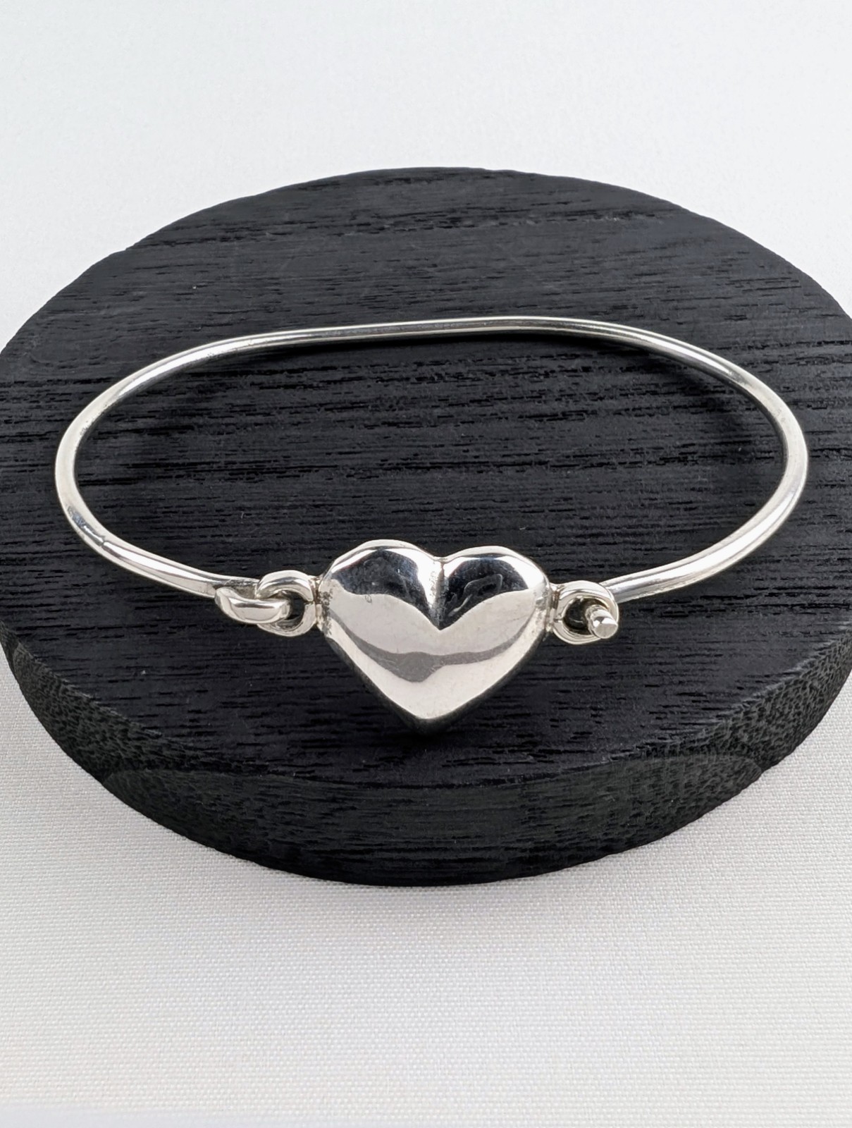 Vintage Taxco Mexico 925 Sterling Silver Puffy Heart Bangle Bracelet ACS 8.38g