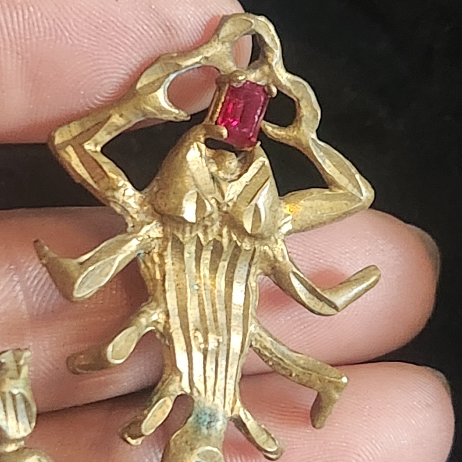 Vintage Gold bronze Tone Scorpion Pendant Red Rhinestone Eye Desert Zodiac