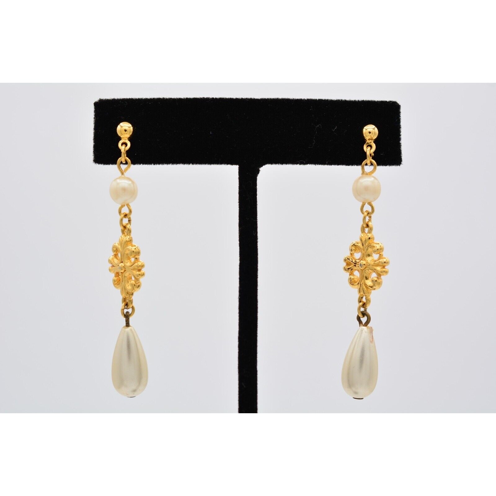 Vintage Dangle Drop Pearl Earrings Gold Tone Lightweight 2.25″ 1980s BinAV