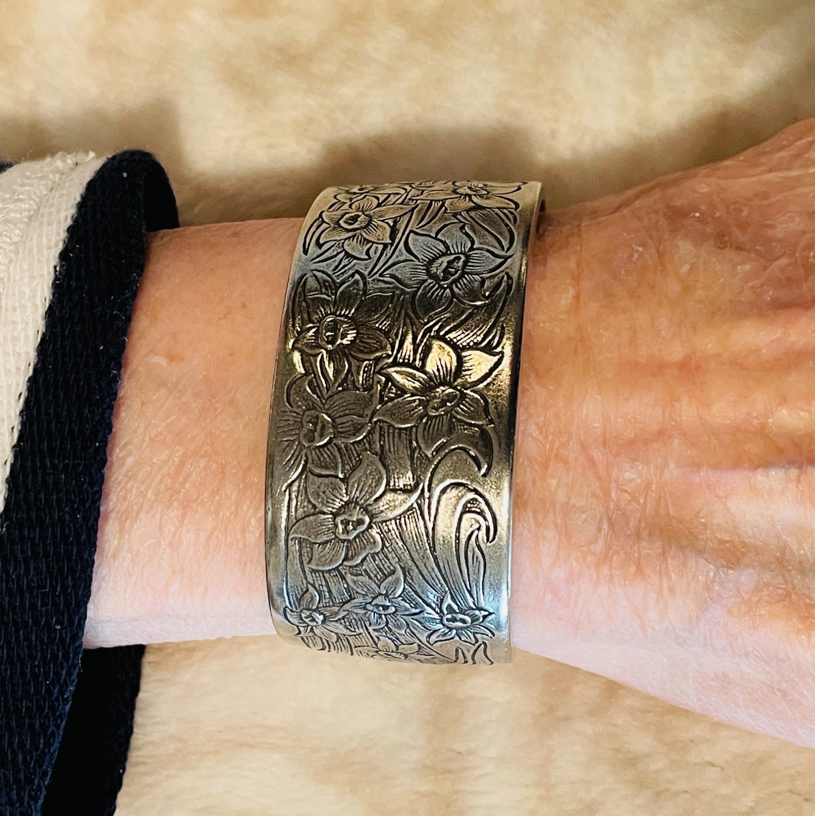 Vintage Salisbury Pewter March Flower Wide Cuff Bracelet, Adjustable, Never Worn