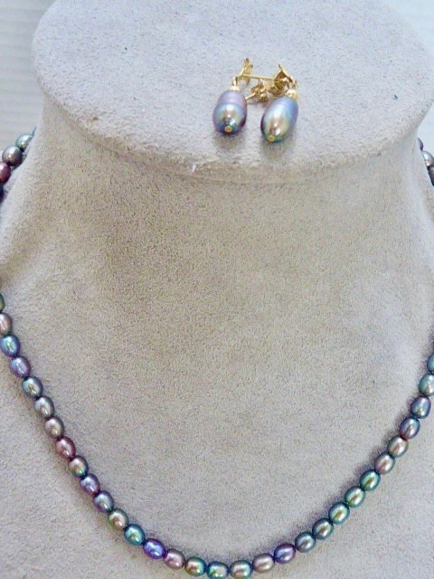 16.5 ” CULTURED gray blue PEARL KNOTTED NECKLACE 14K W GOLD CLASP & EARRINGS