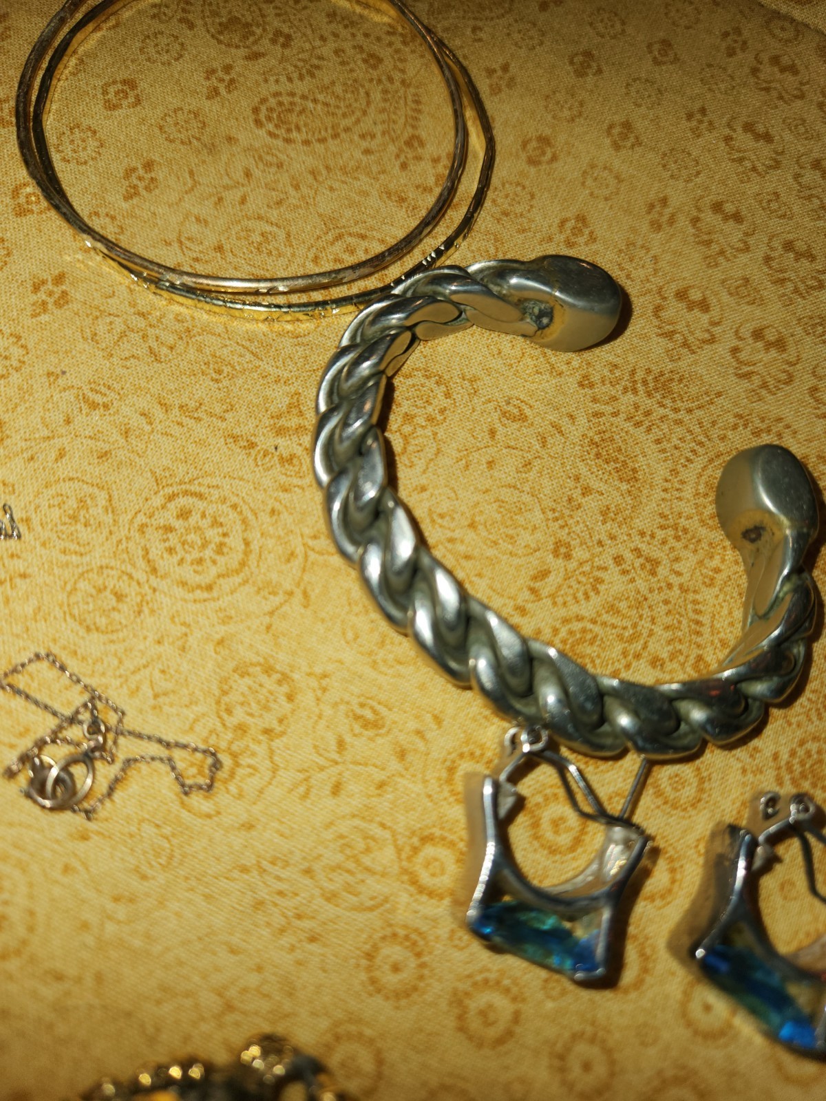 Vtg Mixed Lot of Jewelry Jade, Coral,pearls,tigers Eye, #825