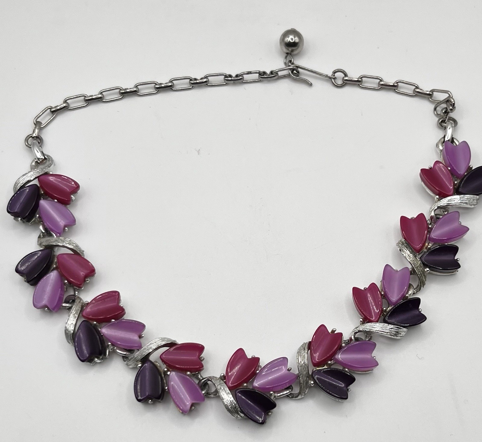 Vintage Purple Pink Fuscia Thermoset Choker Necklace Silver Tone Dainty 14-15”