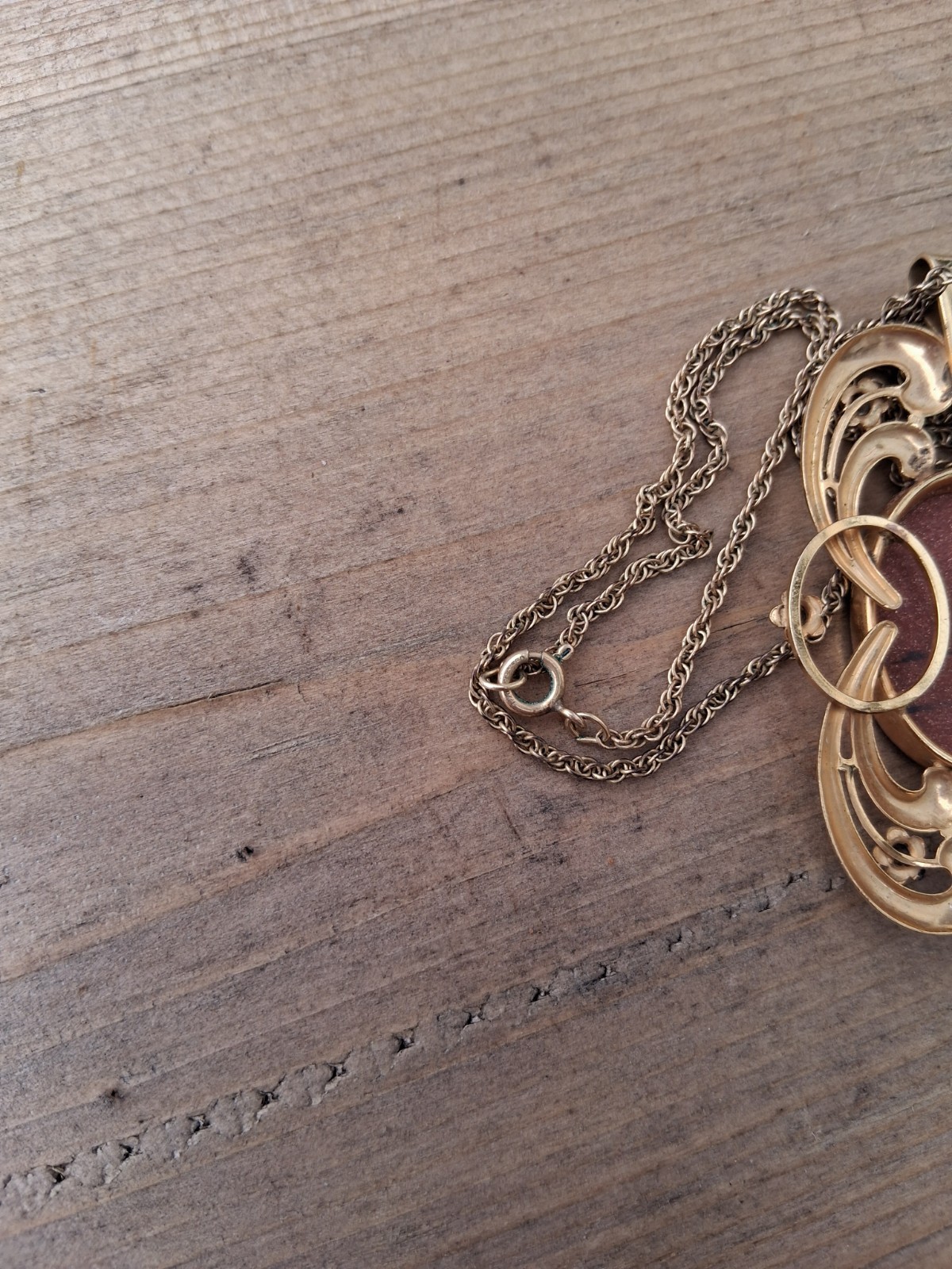 Goldstone Oval Cabochon Necklace Retro Geometric Pendant 1/20 14k Gf 26″ Chain