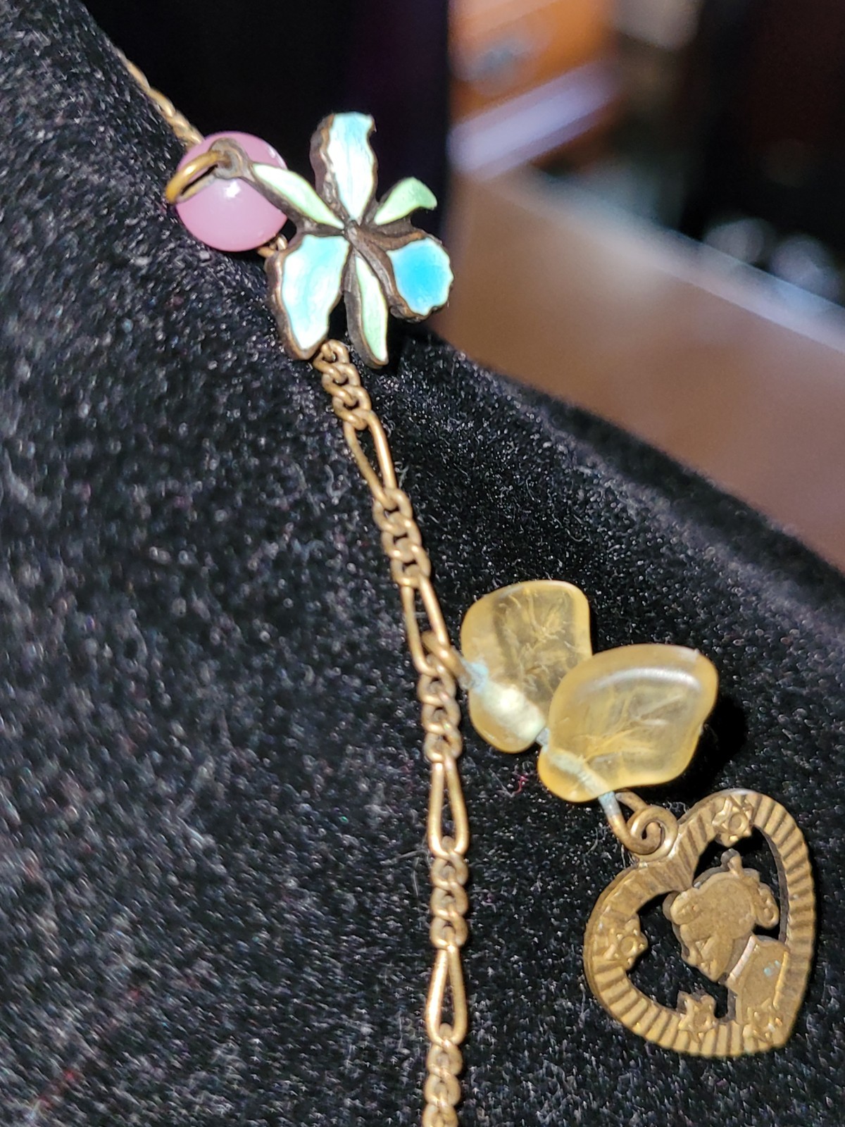 Vintage Glass Works Studio Glass Hearts Charm Chatelain Style Pendant Necklace